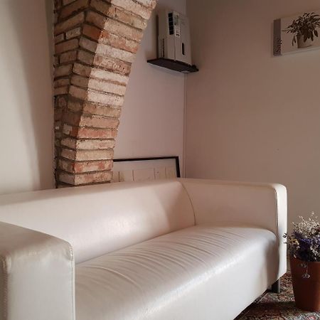 Guest House Il Giardino Colle Val D'Elsa Bagian luar foto
