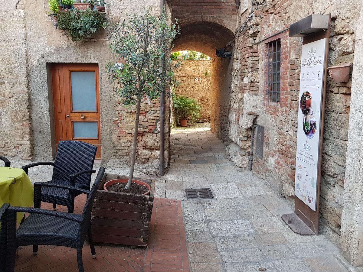Guest House Il Giardino Colle Val D'Elsa Bagian luar foto