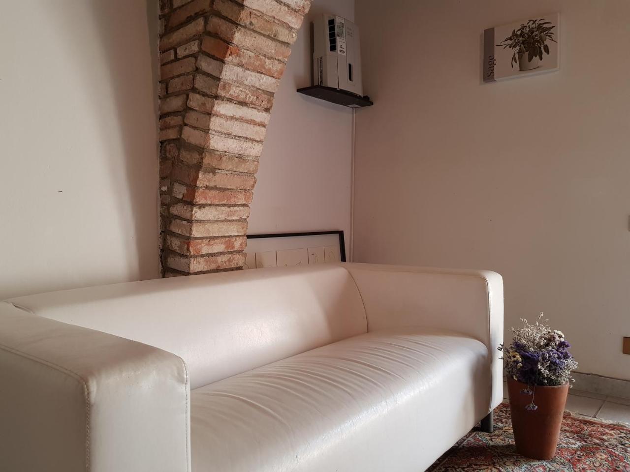 Guest House Il Giardino Colle Val D'Elsa Bagian luar foto